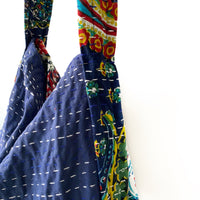 Hobo bordado Kantha- azul