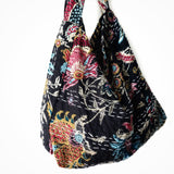 Bolso hobo bordado  kantha- negro